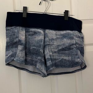 Lululemon shorts size 10